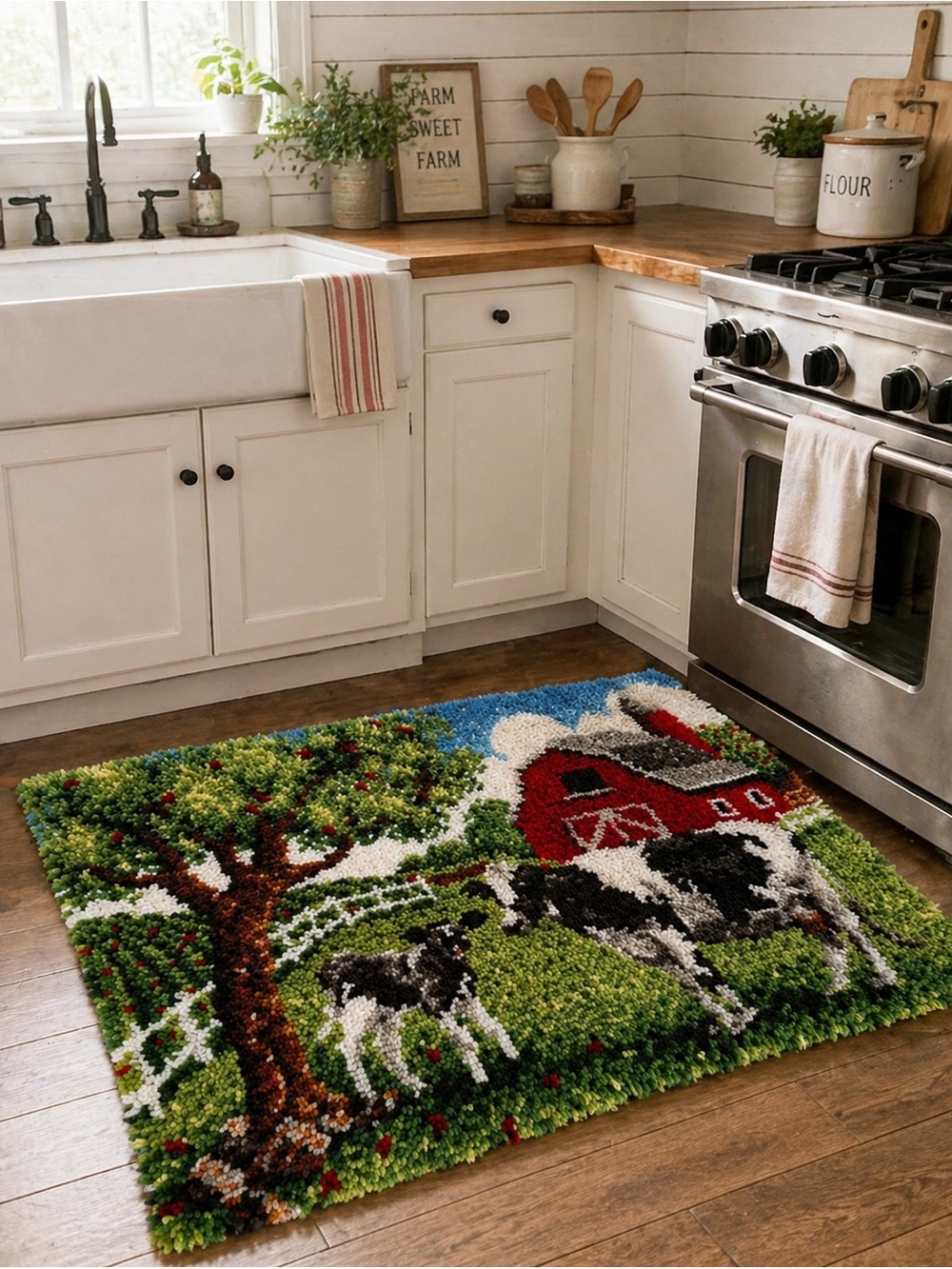 Vintage Farmhouse Latch Hook Rug – Cow & Red Barn Scene